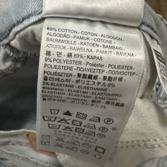 Levi's 524 Skinny Light Wash Distressed Raw Hem Low Rise Skinny Jeans Women's 31 - Picture 4 of 10